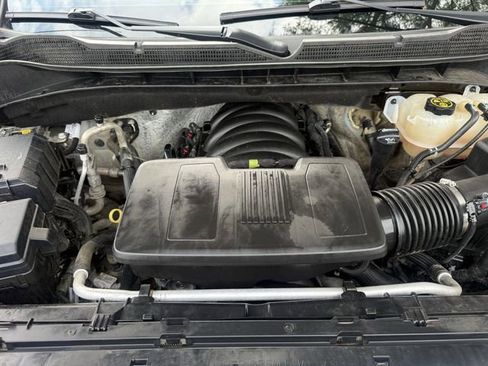 Used 2023 Chevrolet Silverado 1500 ZR2 w/ Technology Package AWD/4WD image 36