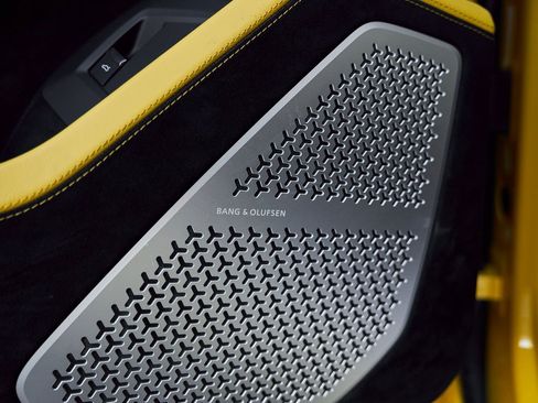 Used 2024 Lamborghini Urus Performante image 44