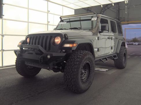 Used 2019 Jeep Wrangler Unlimited Sport S image 1