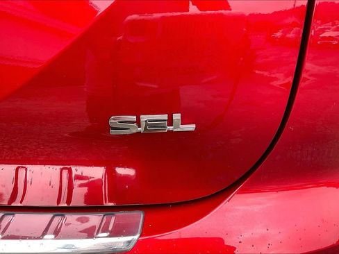 Used 2024 Mitsubishi Outlander SEL AWD/4WD image 8