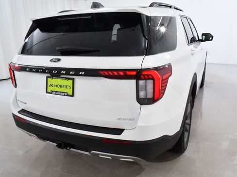 New 2026 Ford Explorer Active w/ Active Comfort Package image 12