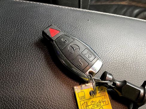 Used 2017 Mercedes-Benz S 550 Sedan image 14