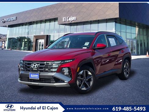 Certified 2025 Hyundai Tucson SEL image 1