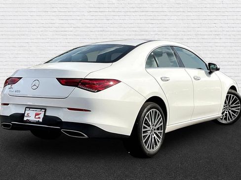 Used 2023 Mercedes-Benz CLA 250 w/ Premium Package image 6