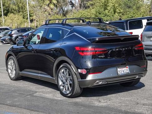 Used 2023 Genesis GV60 Advanced AWD/4WD image 7