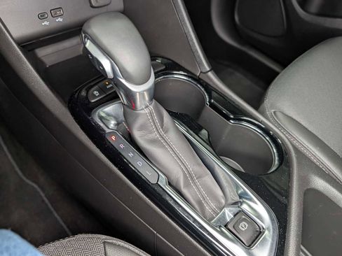 Used 2024 Buick Encore GX Preferred image 28