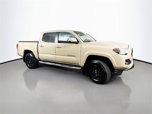 Used 2019 Toyota Tacoma SR5 image 21