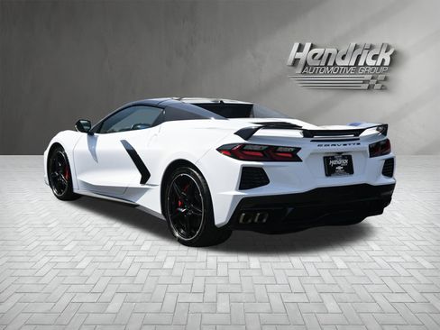 Used 2022 Chevrolet Corvette Stingray Preferred Conv w/ Z51 Performance Package RWD image 7
