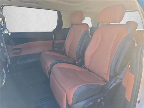 Used 2022 Kia Carnival SX Prestige image 14