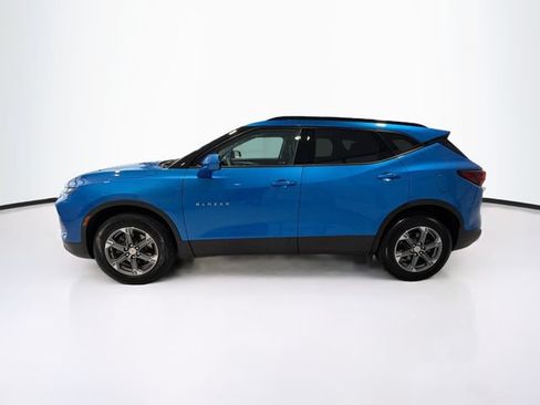 Used 2024 Chevrolet Blazer LT w/ Convenience Package FWD image 4