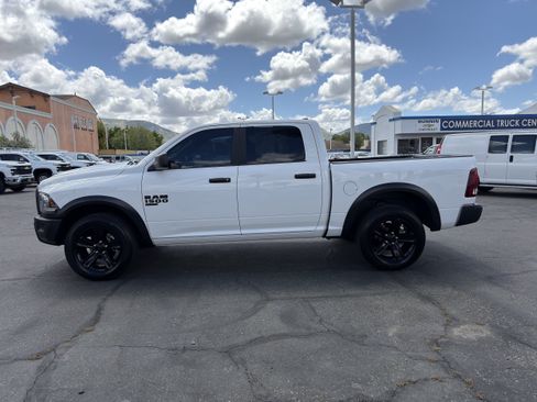 Used 2024 RAM 1500 Warlock AWD/4WD image 5