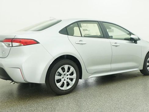 New 2026 Toyota Corolla LE FWD image 17