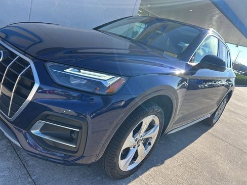 Used 2021 Audi Q5 Premium Plus w/ Premium Plus Package image 4