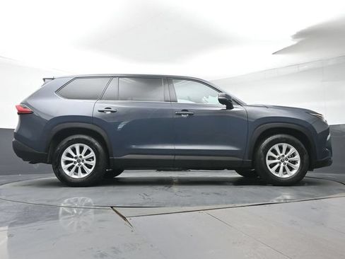 Certified 2024 Toyota Grand Highlander AWD image 39