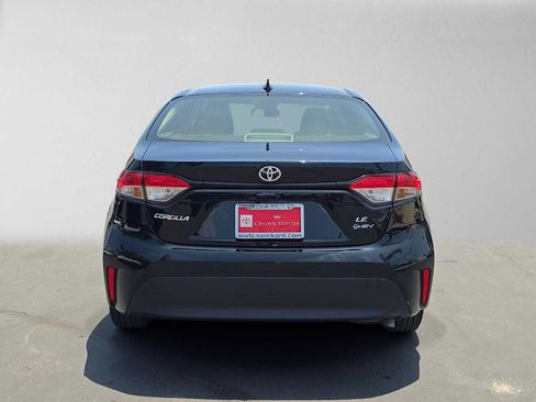 Used 2026 Toyota Corolla LE FWD image 4