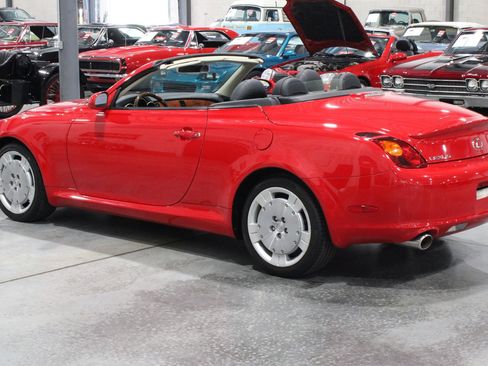 Used 2002 Lexus SC 430 Convertible RWD image 4