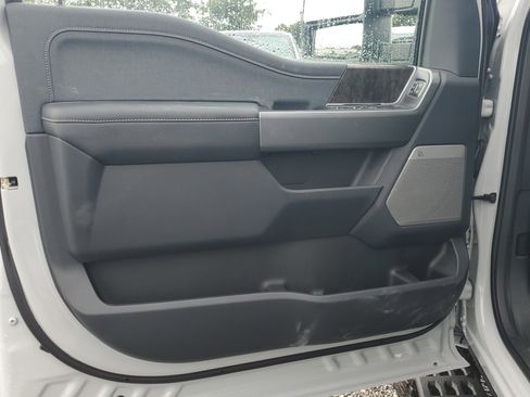 New 2026 Ford F250 Lariat w/ Tremor Off-Road Package image 16