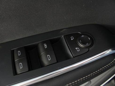 New 2026 GMC Acadia Elevation image 16