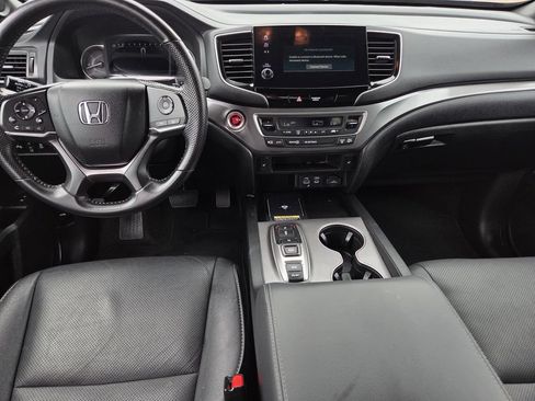 Used 2025 Honda Passport EX-L image 8