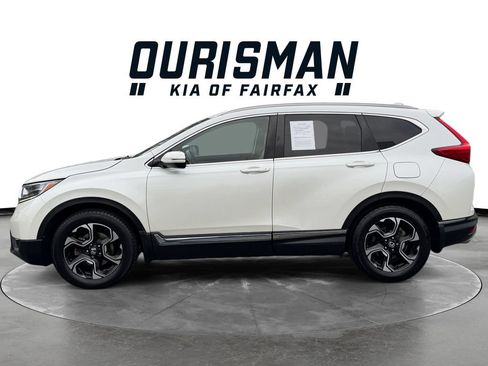 Used 2018 Honda CR-V Touring image 3