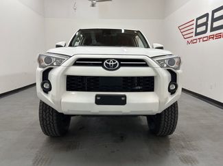 Used 2022 Toyota 4Runner SR5 AWD/4WD video 1