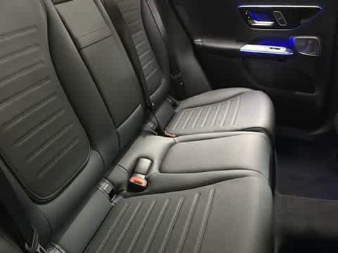 Certified 2026 Mercedes-Benz GLC 300 4MATIC image 33