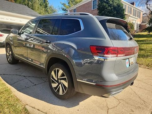 Certified 2025 Volkswagen Atlas SEL image 7