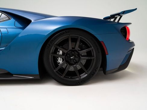 Used 2019 Ford GT RWD image 10
