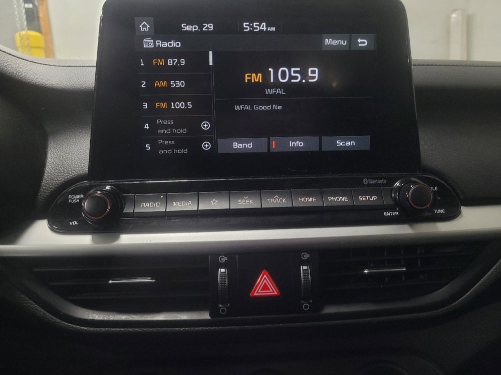 Used 2021 Kia Forte LXS FWD image 25