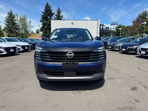 New 2025 Nissan Kicks SV image 2