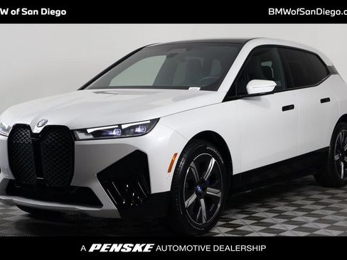 Used 2025 BMW iX xDrive50 AWD/4WD image 1