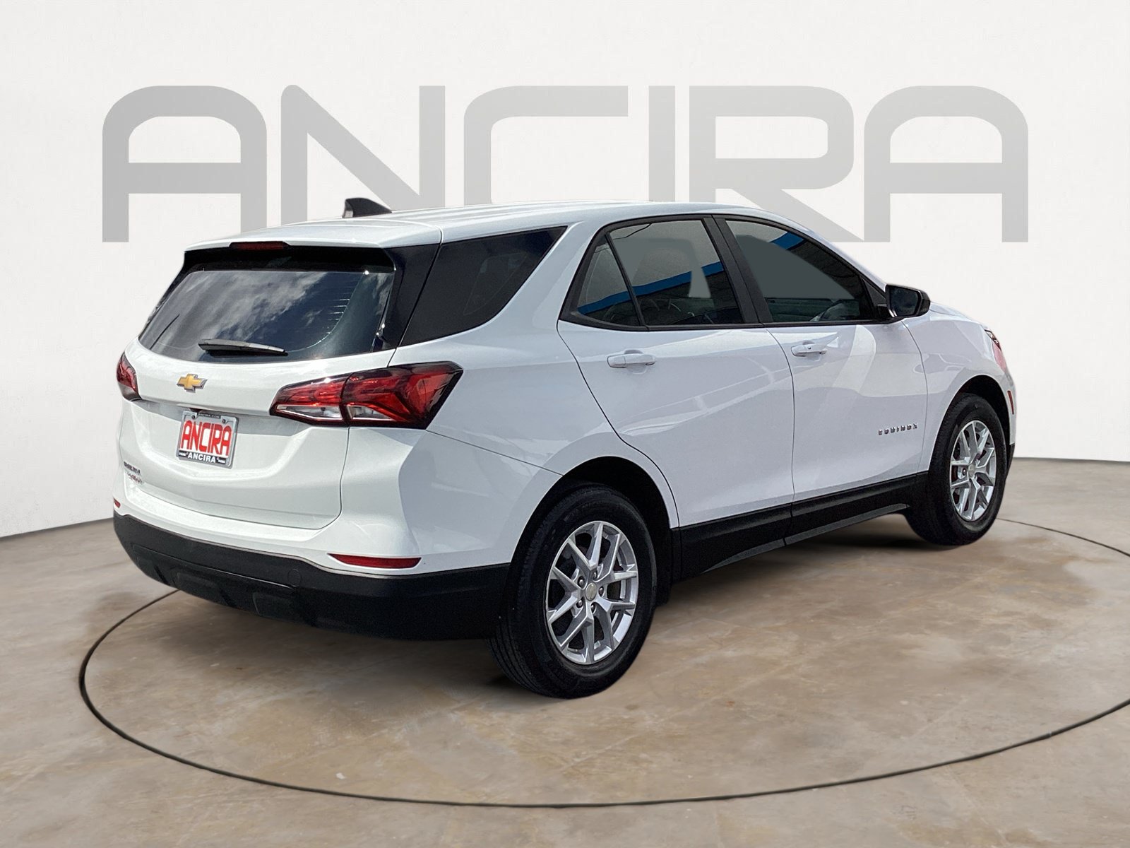 Used 2024 Chevrolet Equinox LS FWD image 11