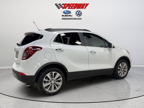 Used 2020 Buick Encore Preferred FWD image 5