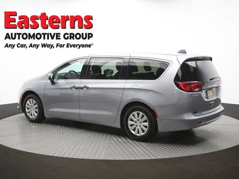 Used 2021 Chrysler Voyager L FWD image 61