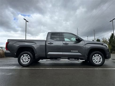 Used 2022 Toyota Tundra SR5 image 3