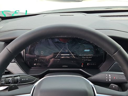 New 2026 GMC Acadia Elevation image 16