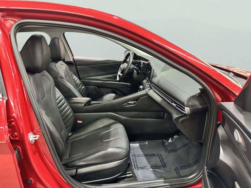 Used 2023 Hyundai Elantra Limited w/ Winter Weather Package FWD image 38
