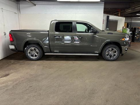 Used 2026 RAM 1500 Big Horn AWD/4WD image 4