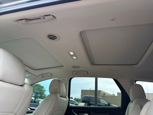 Used 2023 Buick Enclave Premium w/ Experience Buick Package AWD/4WD image 8