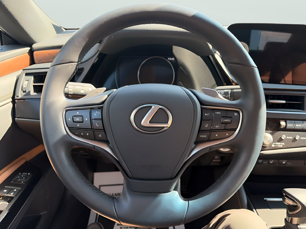 Used 2024 Lexus ES 350 w/ Premium Package FWD image 11