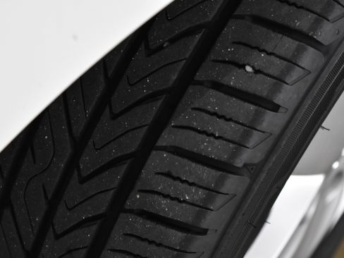 Used 2013 Hyundai Elantra GLS image 11