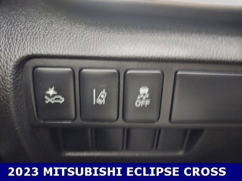 Used 2023 Mitsubishi Eclipse Cross LE image 19