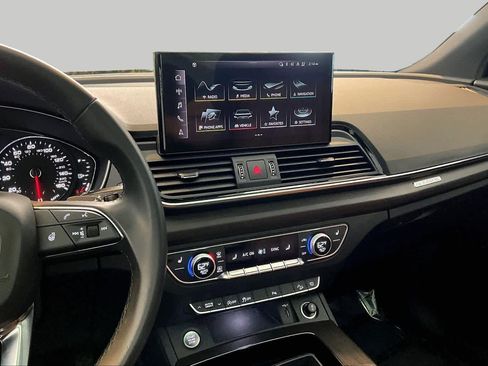 Certified 2023 Audi Q5 2.0T Premium w/ Convenience Package AWD/4WD image 7