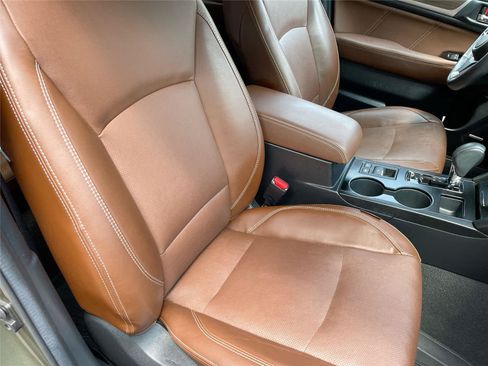 Used 2019 Subaru Outback 2.5i Touring w/ Popular Package #3A AWD/4WD image 18