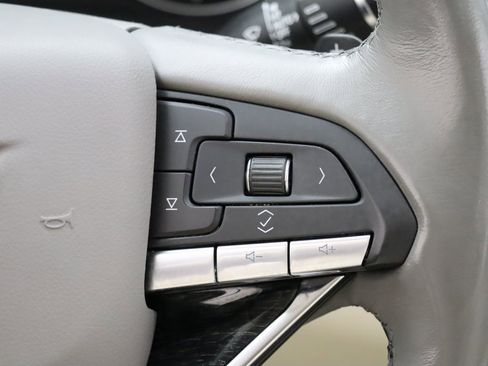 Used 2022 Cadillac XT6 Premium Luxury image 17