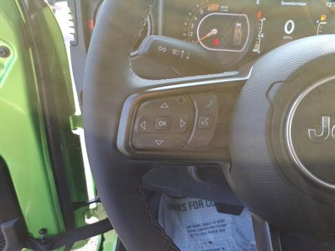 New 2025 Jeep Wrangler Unlimited Rubicon w/ Technology Group image 13