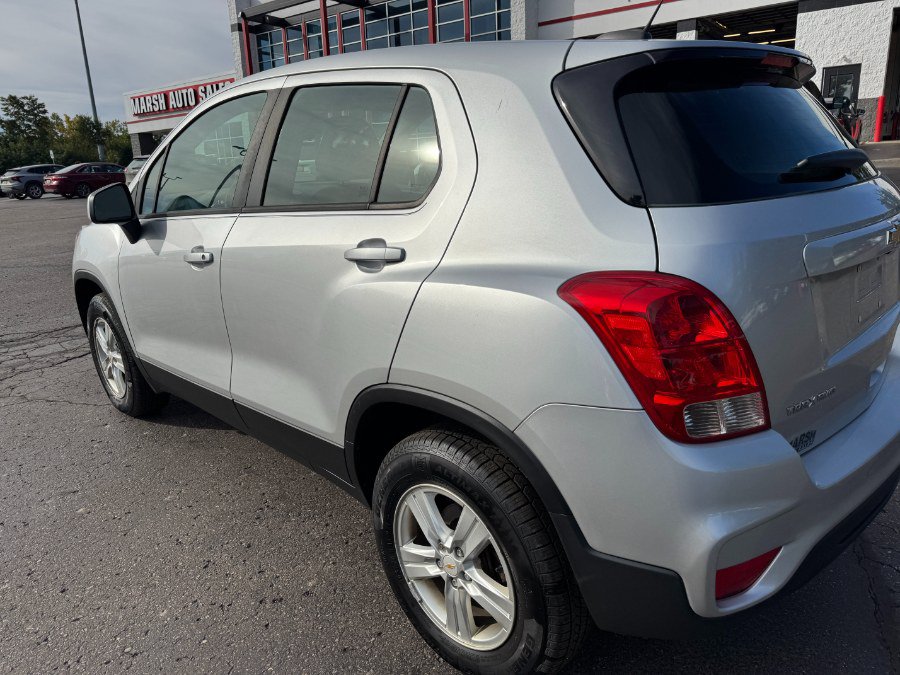 Used 2017 Chevrolet Trax LS AWD/4WD image 10