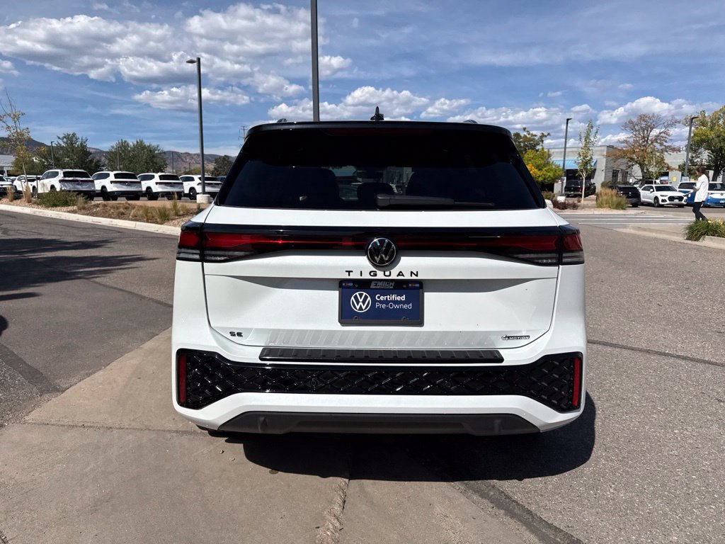 Certified 2026 Volkswagen Tiguan SE R-Line AWD/4WD image 5