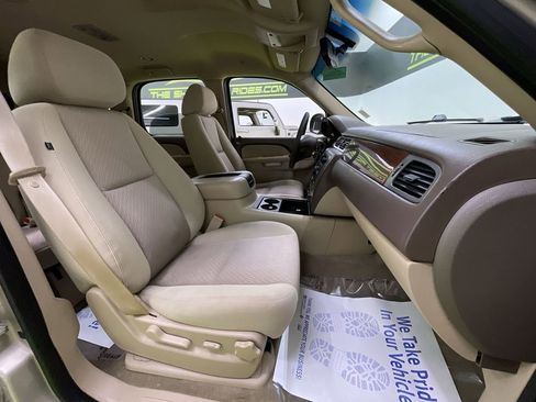 Used 2012 GMC Yukon SLE w/ Convenience Package image 29