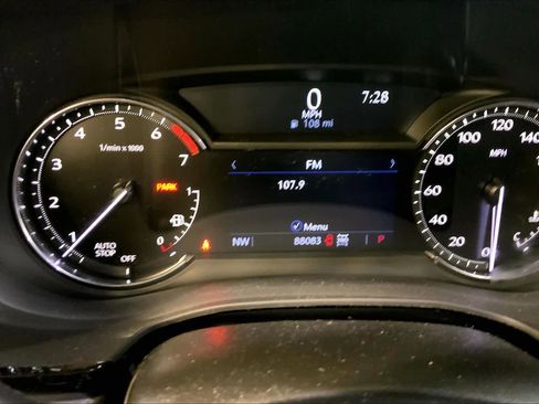 Used 2020 Cadillac XT5 Luxury image 25